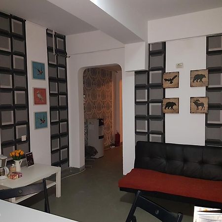 Vogue Hostel Bucureşti Exterior foto